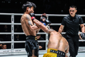 11 Chokpreecha vs Thway Lin Htet OL121 11