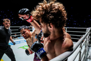 12 Tengnueng vs Maksim Bakhtin OL121 25