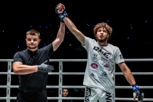 12 Tengnueng vs Maksim Bakhtin OL121 29