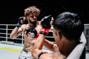 12 Tengnueng vs Maksim Bakhtin OL121 6