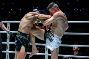 OL118_12_Worapon_VS_Soner_Sen 10