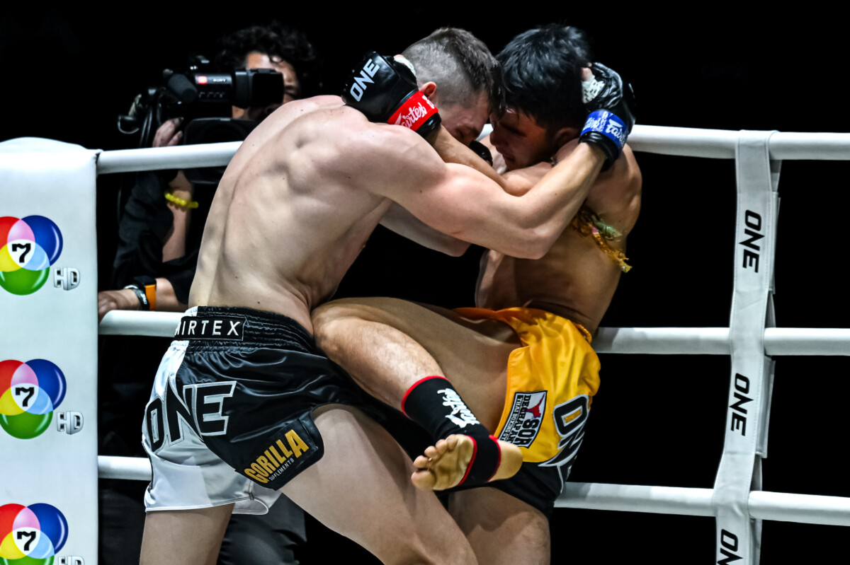 OL118_12_Worapon_VS_Soner_Sen (42)