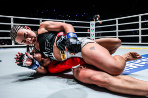 OL120 Arti Khatri vs Itsuki Hirata 14