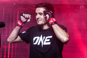 06 Alaverdi Ramazanov vs Dernchon OL124 13