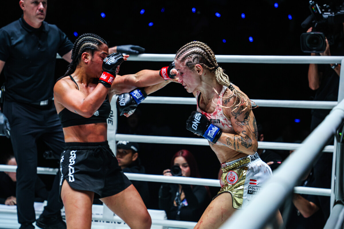 08 Jackie Buntan vs Stella Hemetsberger OFN35 (3)