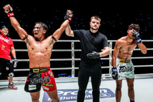 12 Suriyanlek vs Decho OL124 20