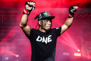 12 Suriyanlek vs Decho OL124 7