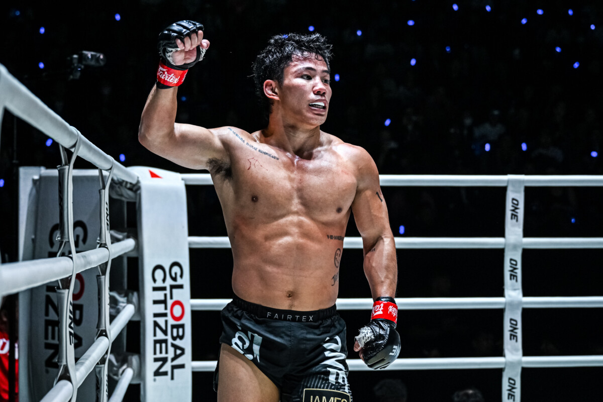 OL 123 Komawut VS Krisana (24)