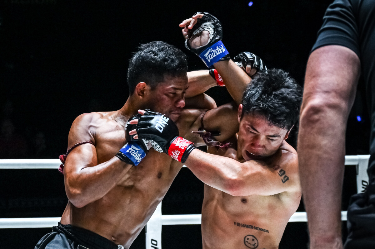 OL 123 Komawut VS Krisana (3)