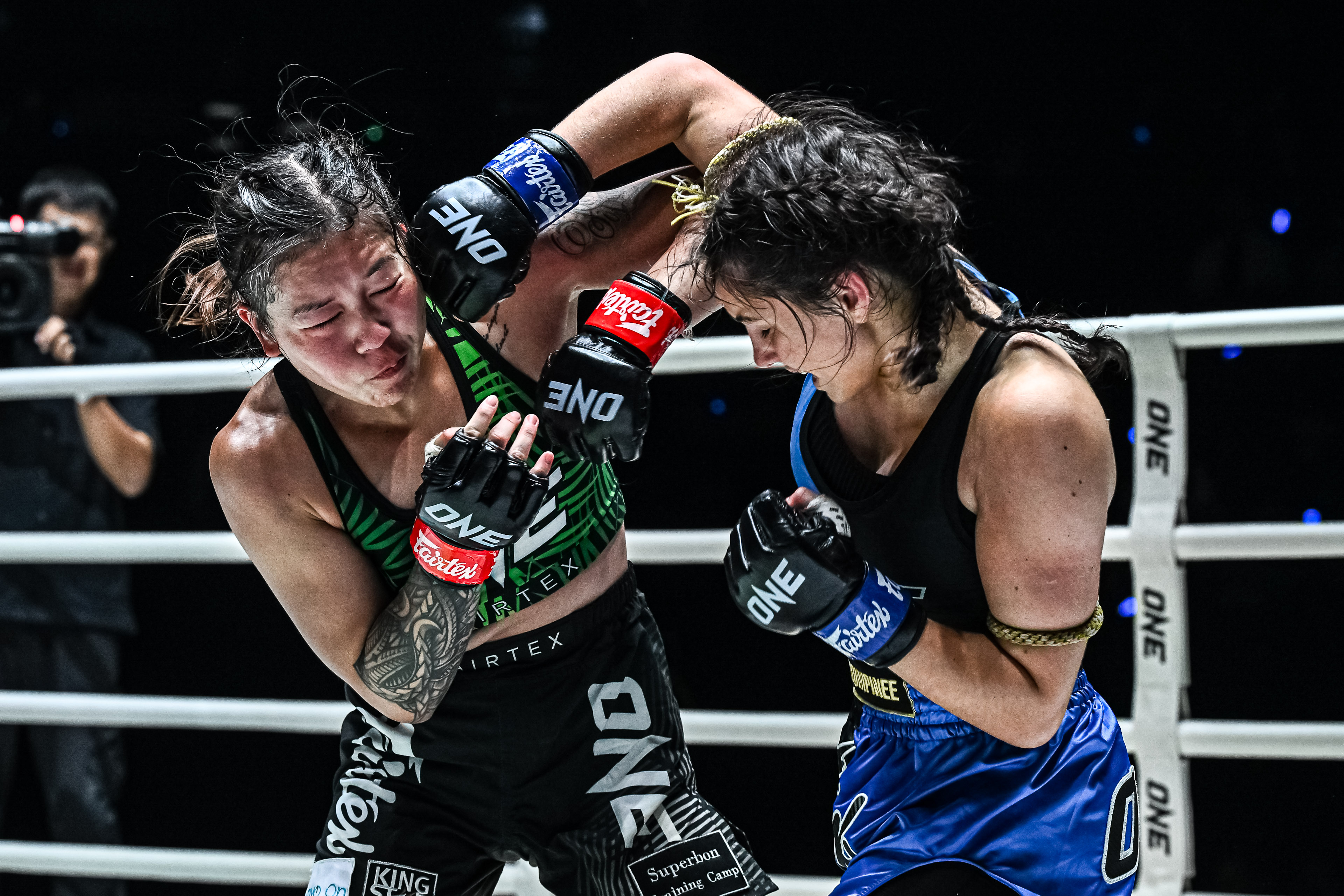 02 Tsz Ching Phoebe Lo vs Madhyson Klatt OL131 13.jpg
