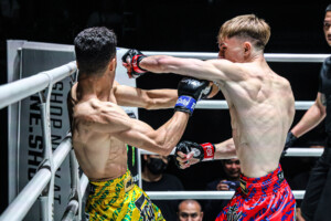 06 Fergus Smith vs Zahran Al Wesabi OL129 11