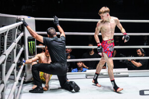 06 Fergus Smith vs Zahran Al Wesabi OL129 13