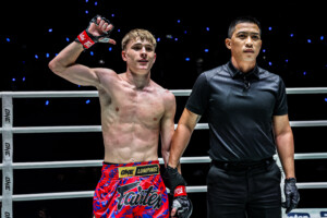 06 Fergus Smith vs Zahran Al Wesabi OL129 31