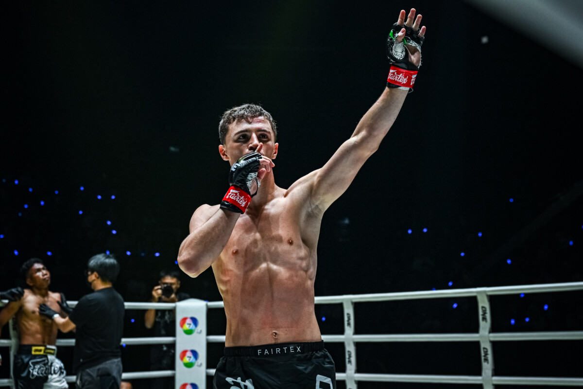 06 Rustam Yunusov vs Petsukumvit OL131 (34)