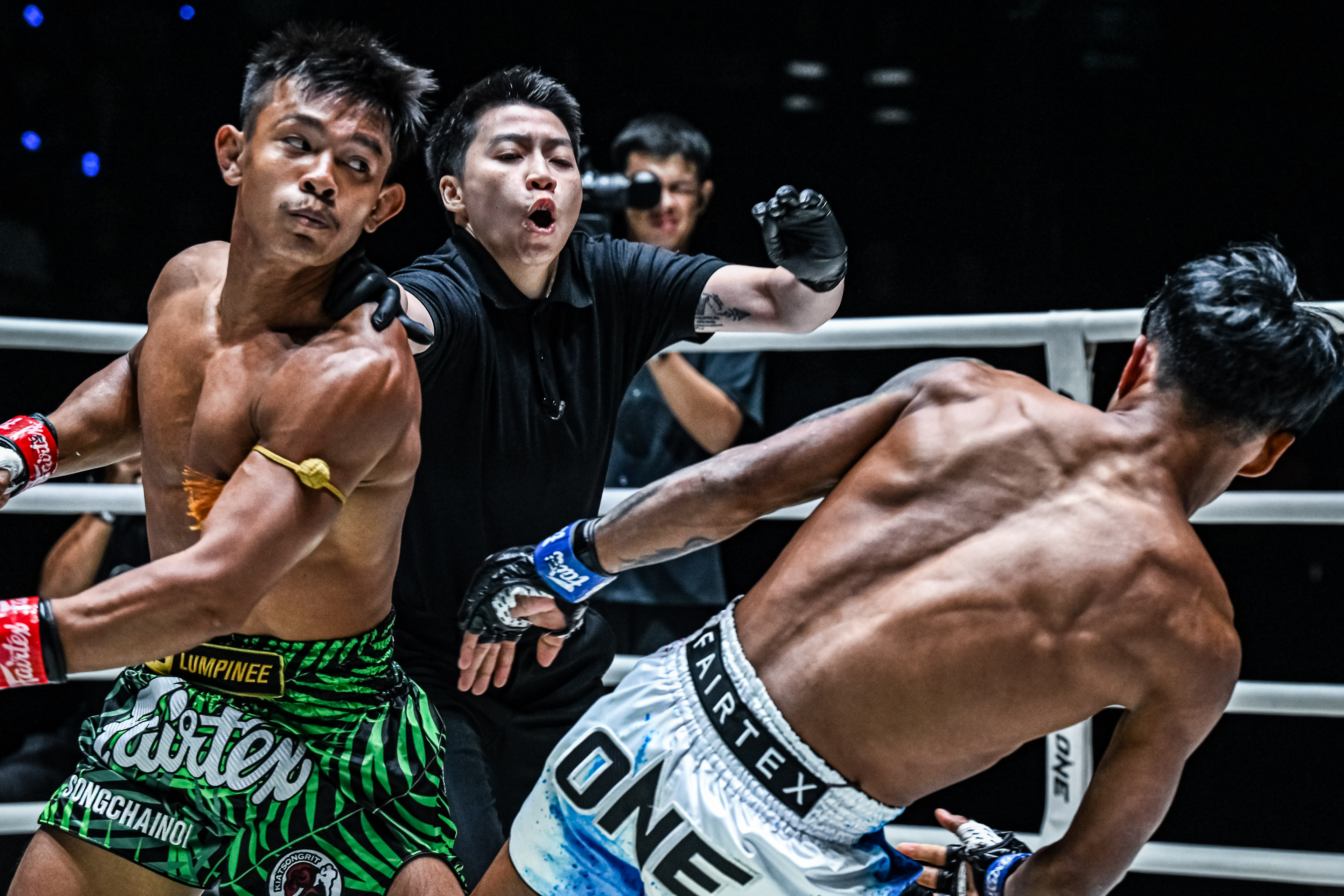 11 Songchainoi vs Salai Htan Khee Shein OL130 25.jpg