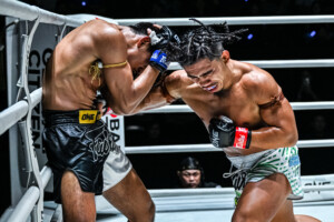 12 Suriyanlek vs Decho OL131 18