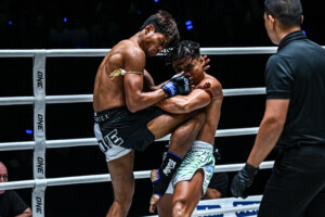 12 Suriyanlek vs Decho OL131 36