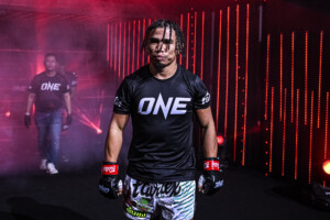 12 Suriyanlek vs Decho OL131 8