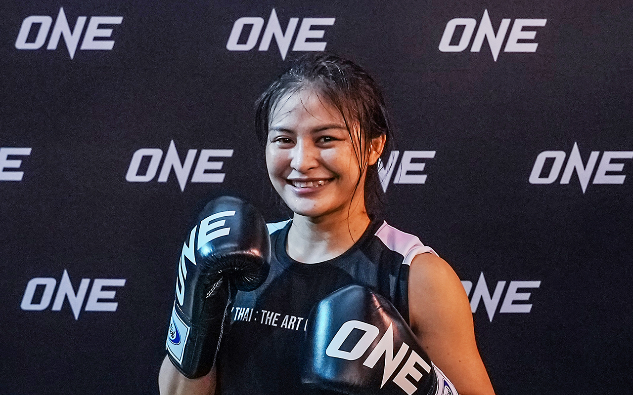 เตรียมแข้งสกัดหมัด! “แสตมป์” กู้ร่างโชว์ฟิต พร้อมบู๊ “คานะ” ในศึก ONE 173