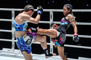 OL128 Duangdawnoi vs Kim Townsend 11