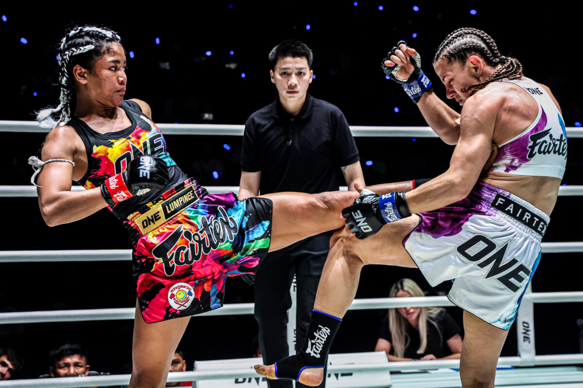 OL128 Duangdawnoi vs Kim Townsend (28)