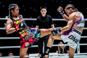 OL128 Duangdawnoi vs Kim Townsend 28