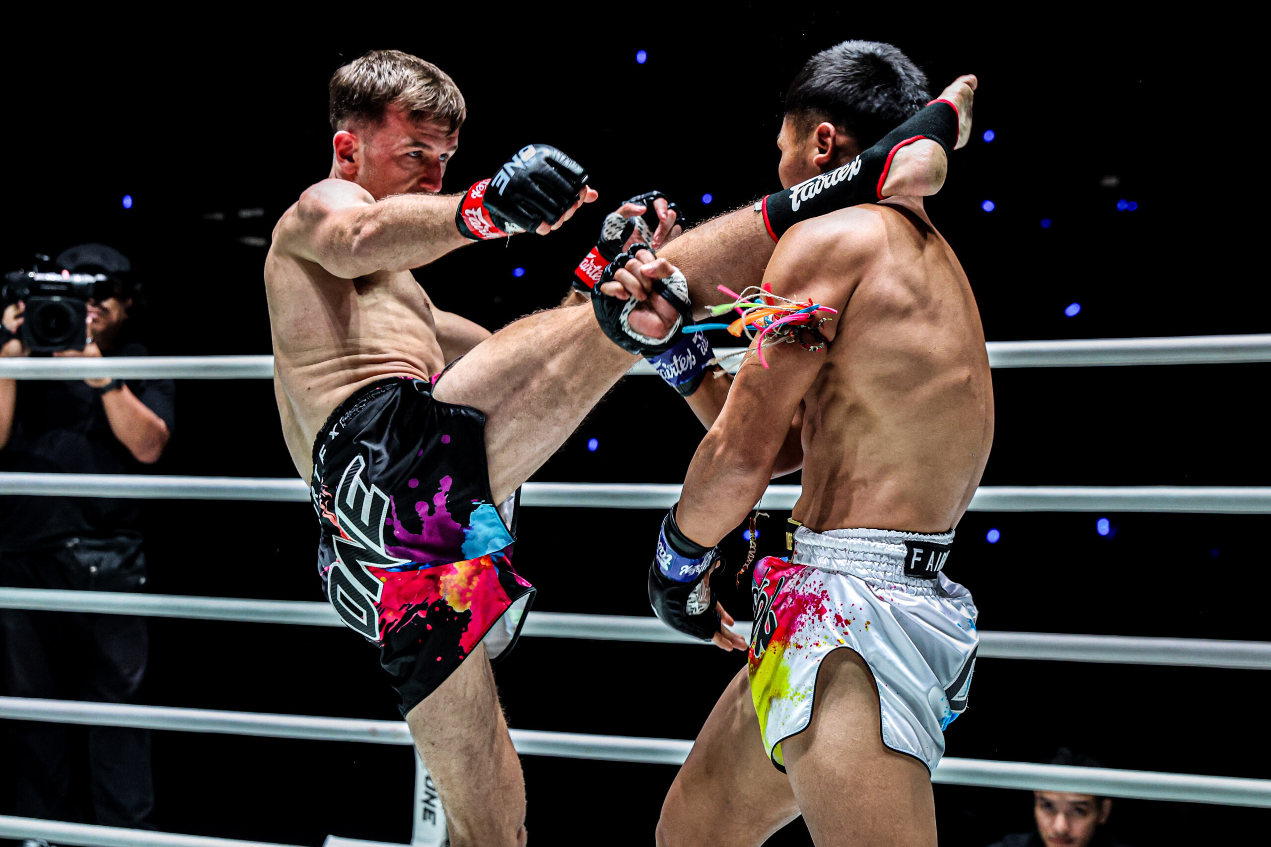 OL128 Stephen Irvine vs Rambong (22)