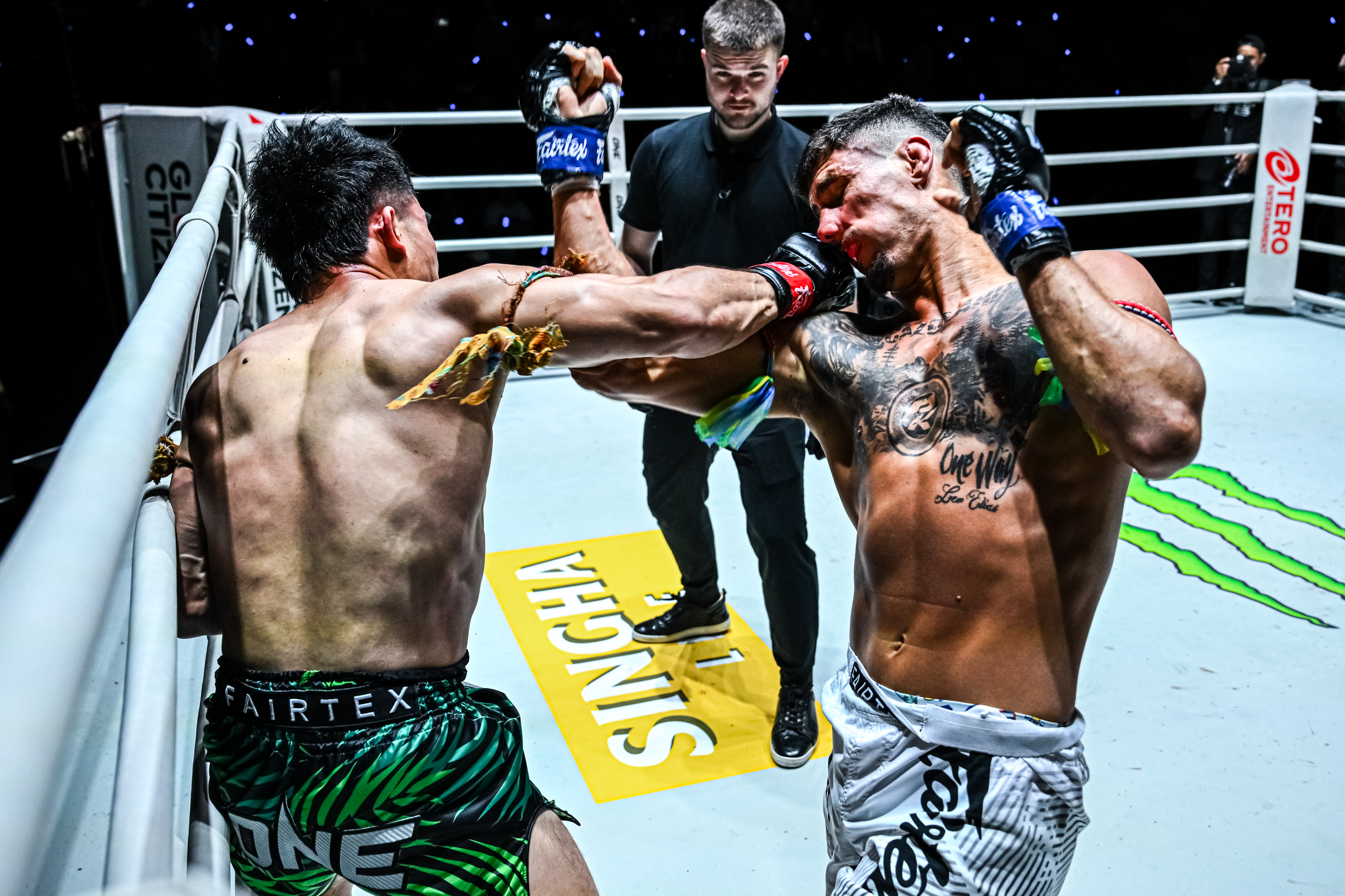 Cover_12_Worapon_vs_JulioLobo 12.jpg