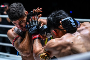 Cover_12_Worapon_vs_JulioLobo 20