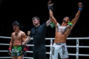 Cover_12_Worapon_vs_JulioLobo 25