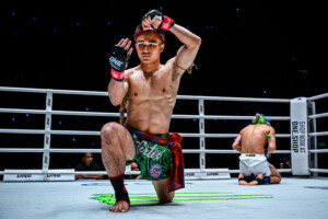 Cover_12_Worapon_vs_JulioLobo 7