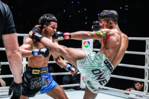 OL132_06 Khunponnoi vs Thant Zin 20