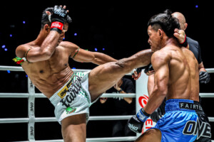 OL132_06 Khunponnoi vs Thant Zin 33