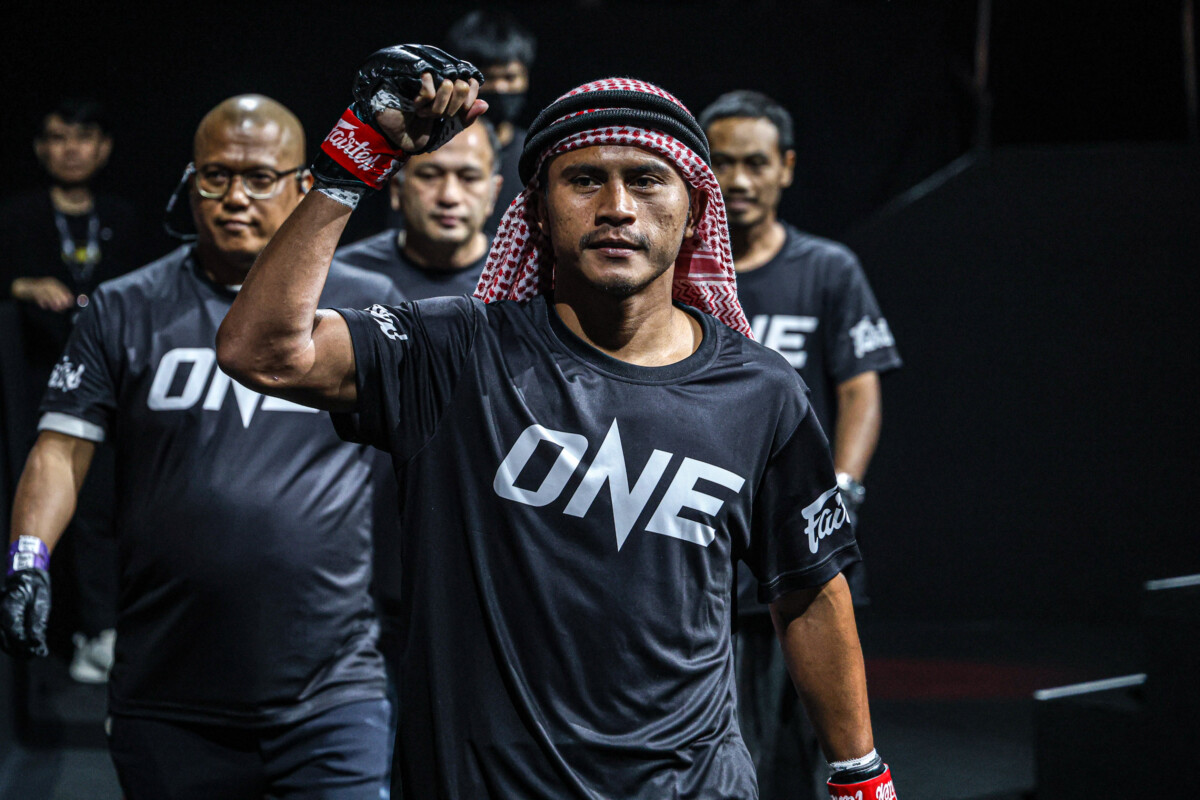 OL133_06 Chartpayak vs Samandar Khasanov (11)