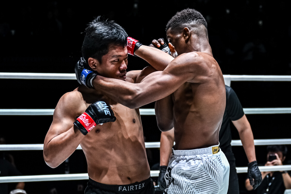 OL135_11 Kongklai vs Kendu Irving (24)