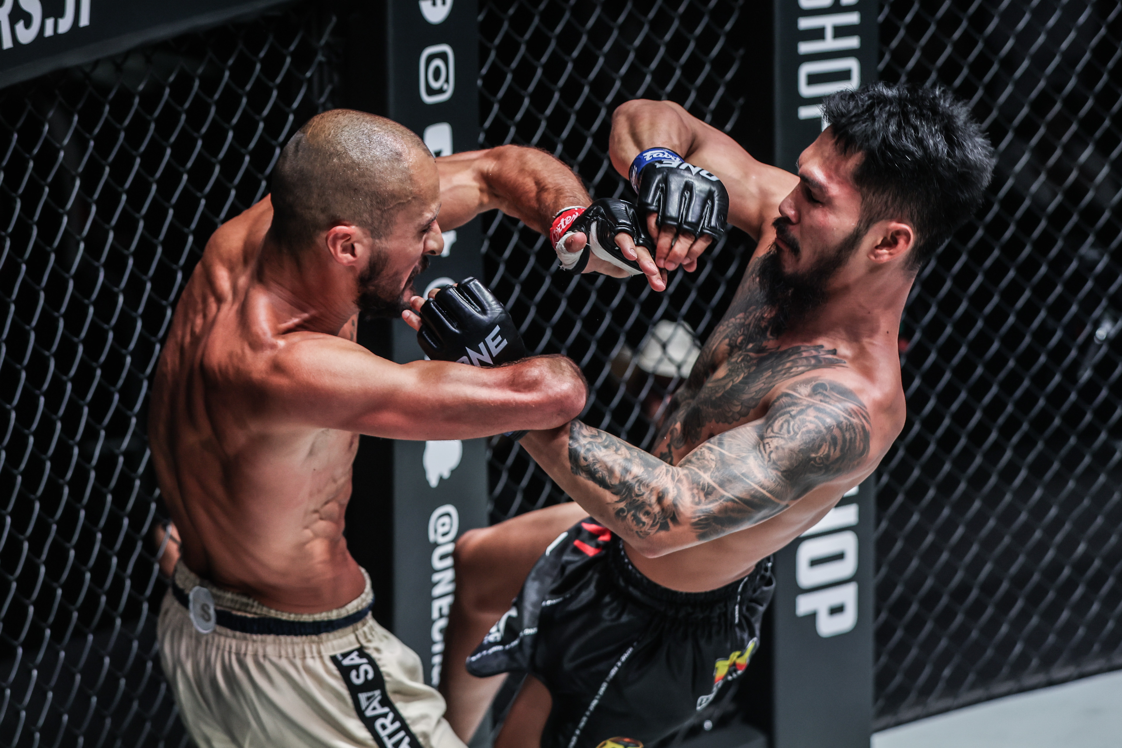 ONE173_05_JakePeacock_VS_Suakim 20.jpg