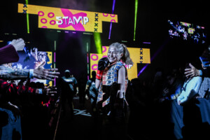 ONE173_08_Stamp_VS_Kana 4