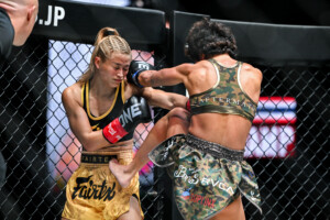 ONE173_08_Stamp_VS_Kana 68