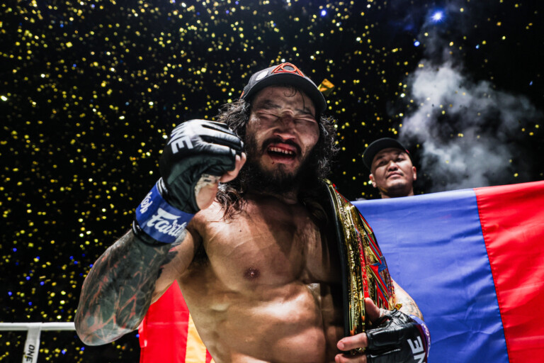 เอ็งค์-ออร์กิล บาทาร์คู คว้าแชมป์โลก ONE MMA รุ่นแบนตัมเวต (135-145 ป.) ศึก ONE Fight Night 38