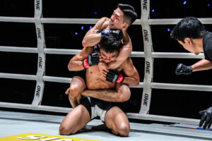 OL136_02 Cueng Naibaho vs Lee Seung Chul 12