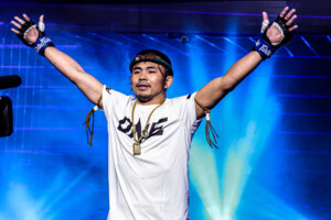 OL136_10_Suesat_vs_Chokpreecha 21