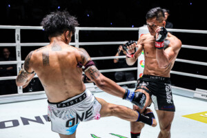 OL137_09 Suablack vs Pakorn 13