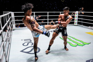 OL137_09 Suablack vs Pakorn 16