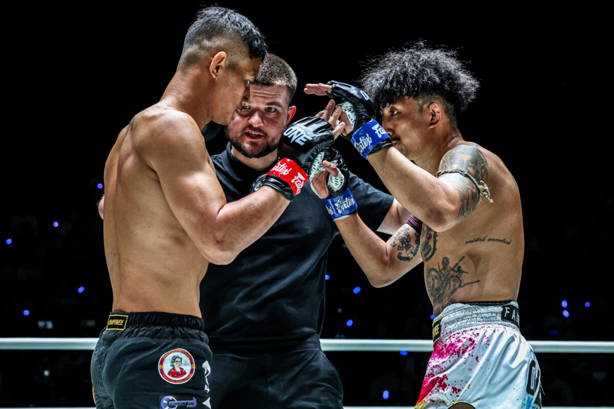 OL137_09 Suablack vs Pakorn (25)