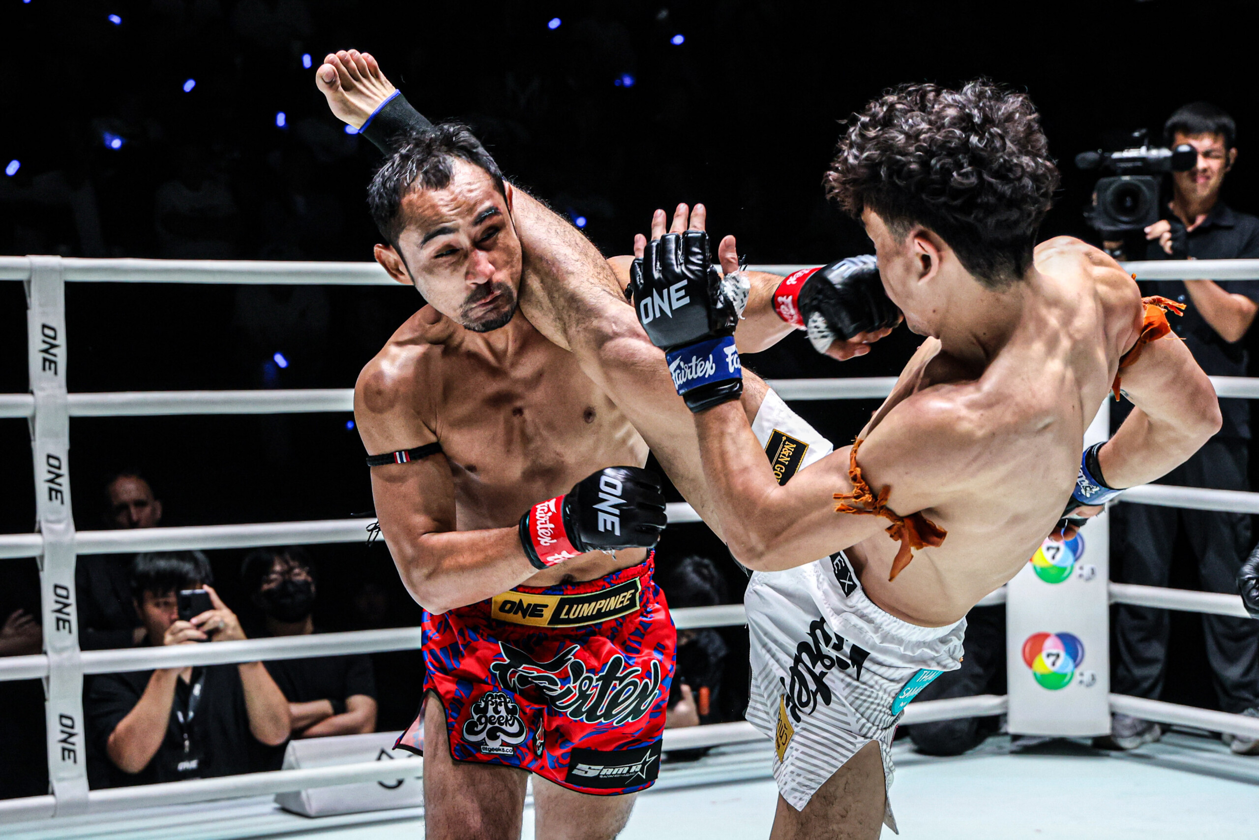 OL137_10_Sam A _vs_Jaosuayai (10)