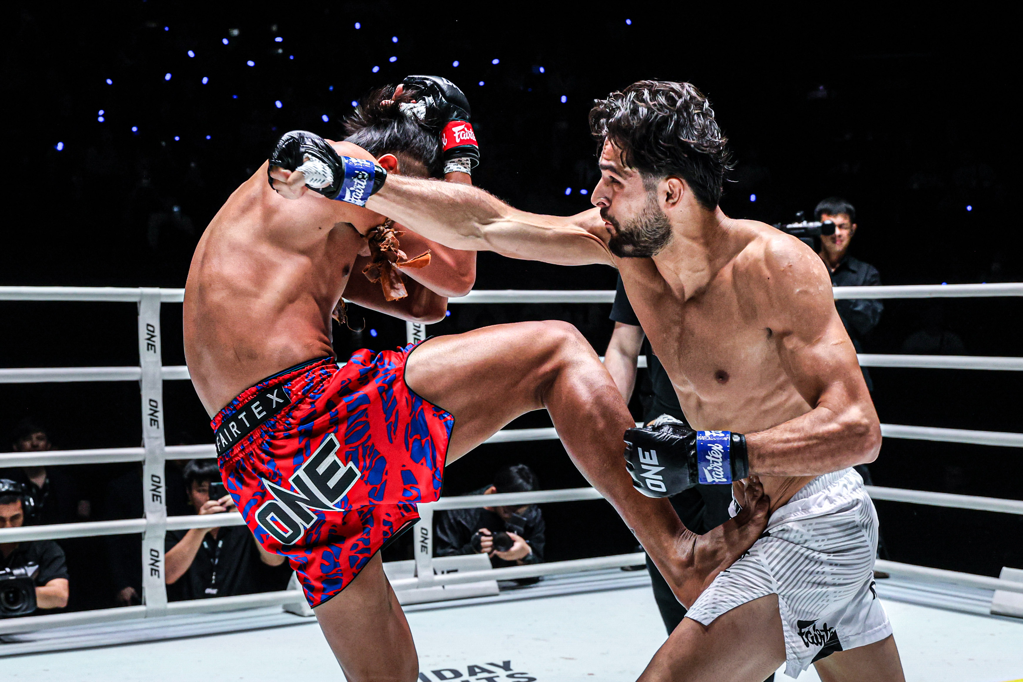 OL137_11_Petkhaokradong_vs_AliKelat 12.jpg