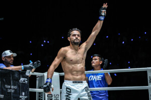 OL137_11_Petkhaokradong_vs_AliKelat 8