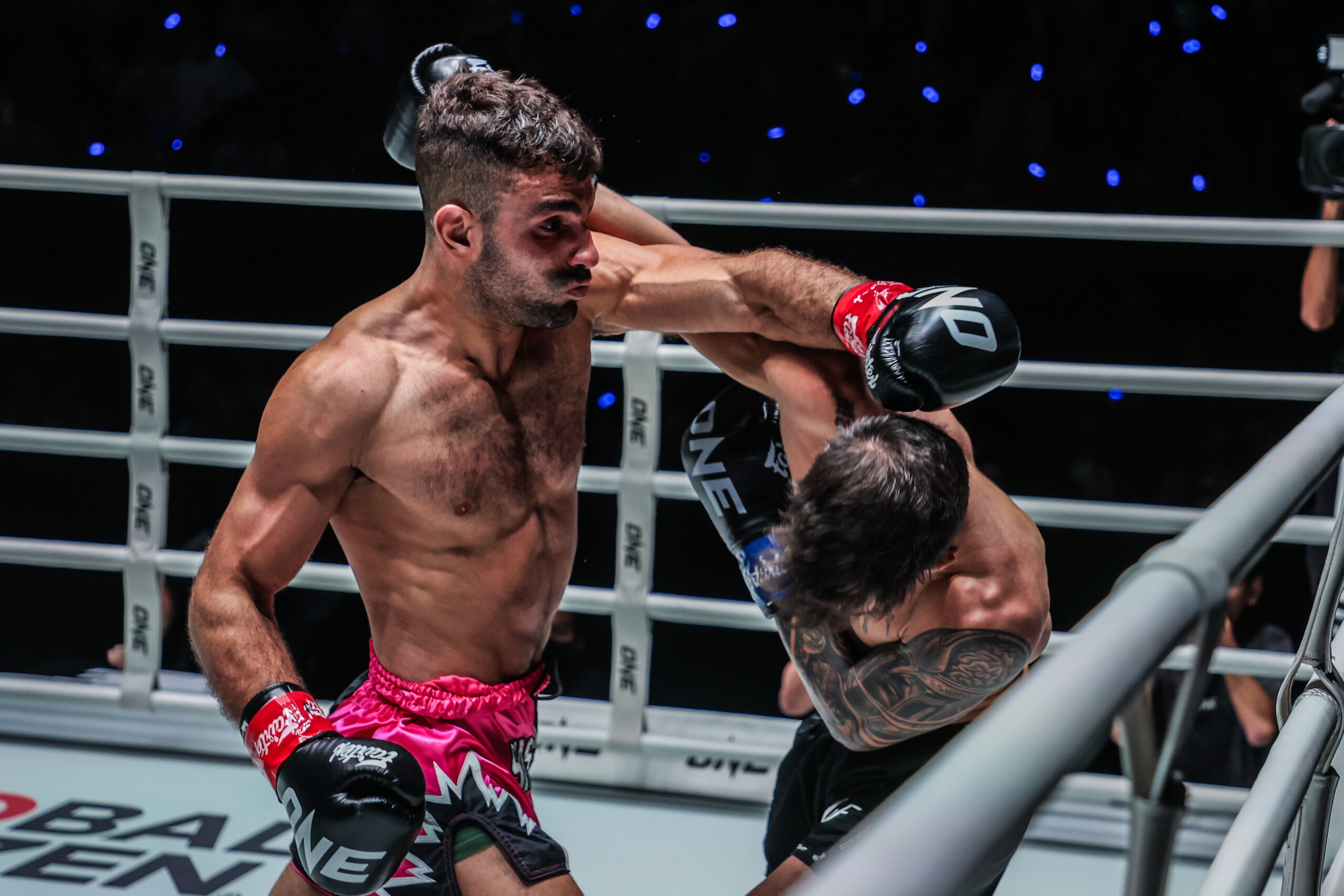 OFN39_05 Mohammad Siasarani VS Pedro Dantas (26)