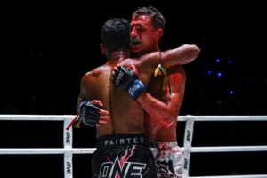 OL139_07 Khunponnoi vs Rustam Yunusov 23 1