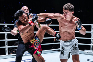 OL139_07 Khunponnoi vs Rustam Yunusov 37